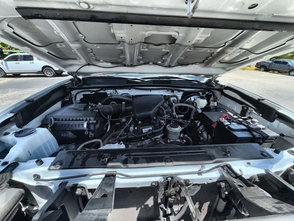 Used 2021 White Toyota SR image 26