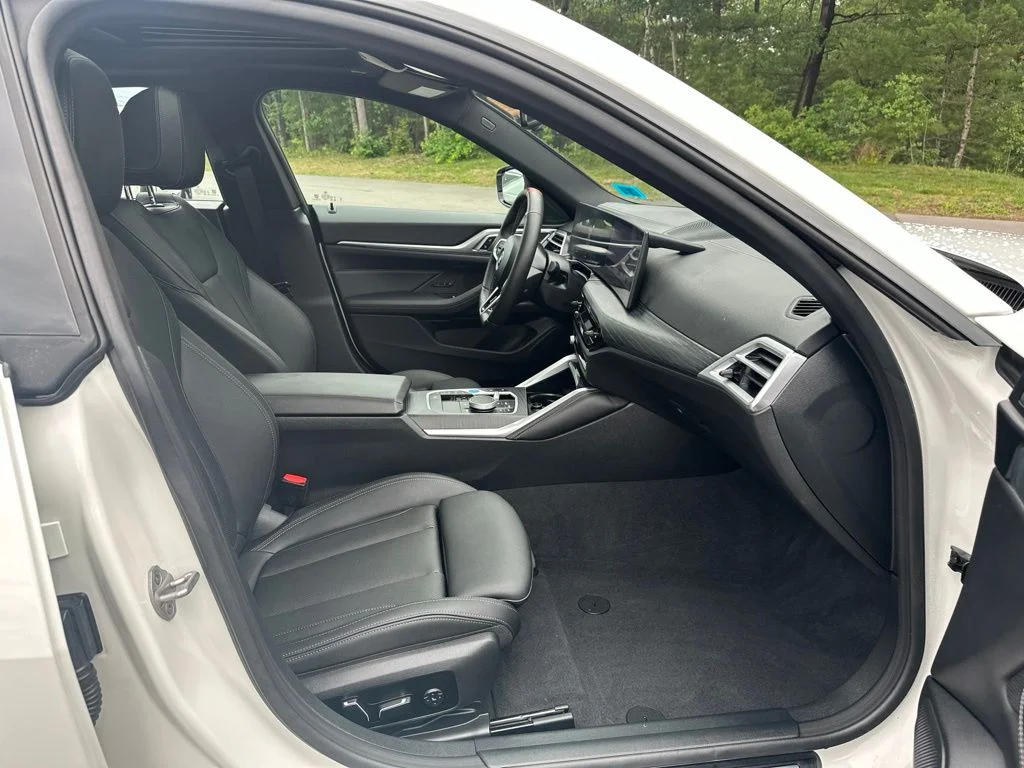 Certified Used 2025 White BMW M50 image 21
