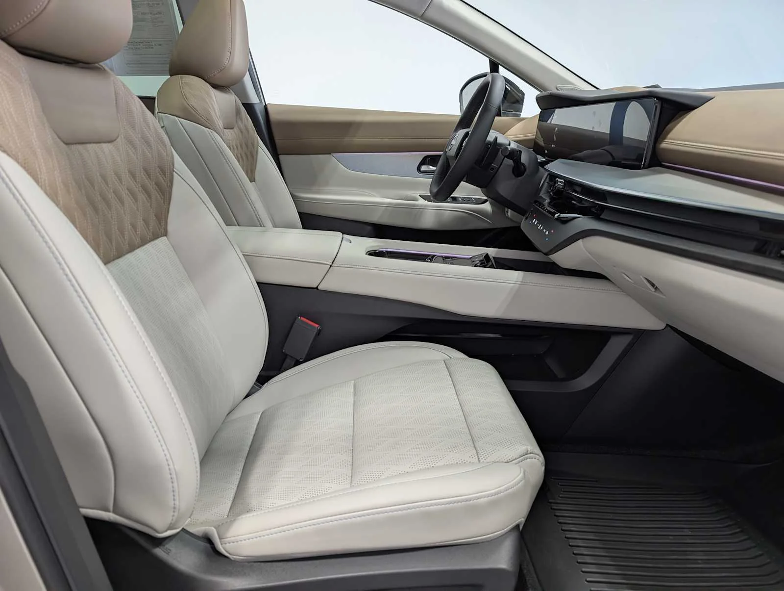 Used 2026 Champagne Silver Metallic Nissan Platinum image 43