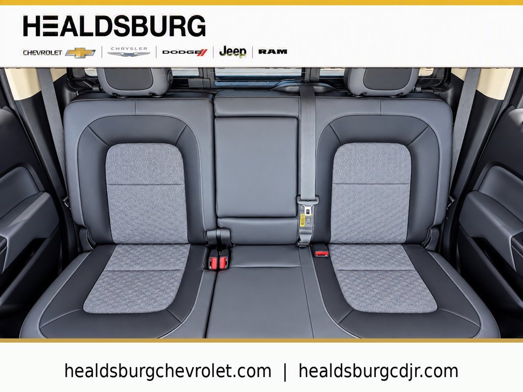 Used 2016 CYBER GRAY METALLIC Chevrolet 4WD Z71 image 13