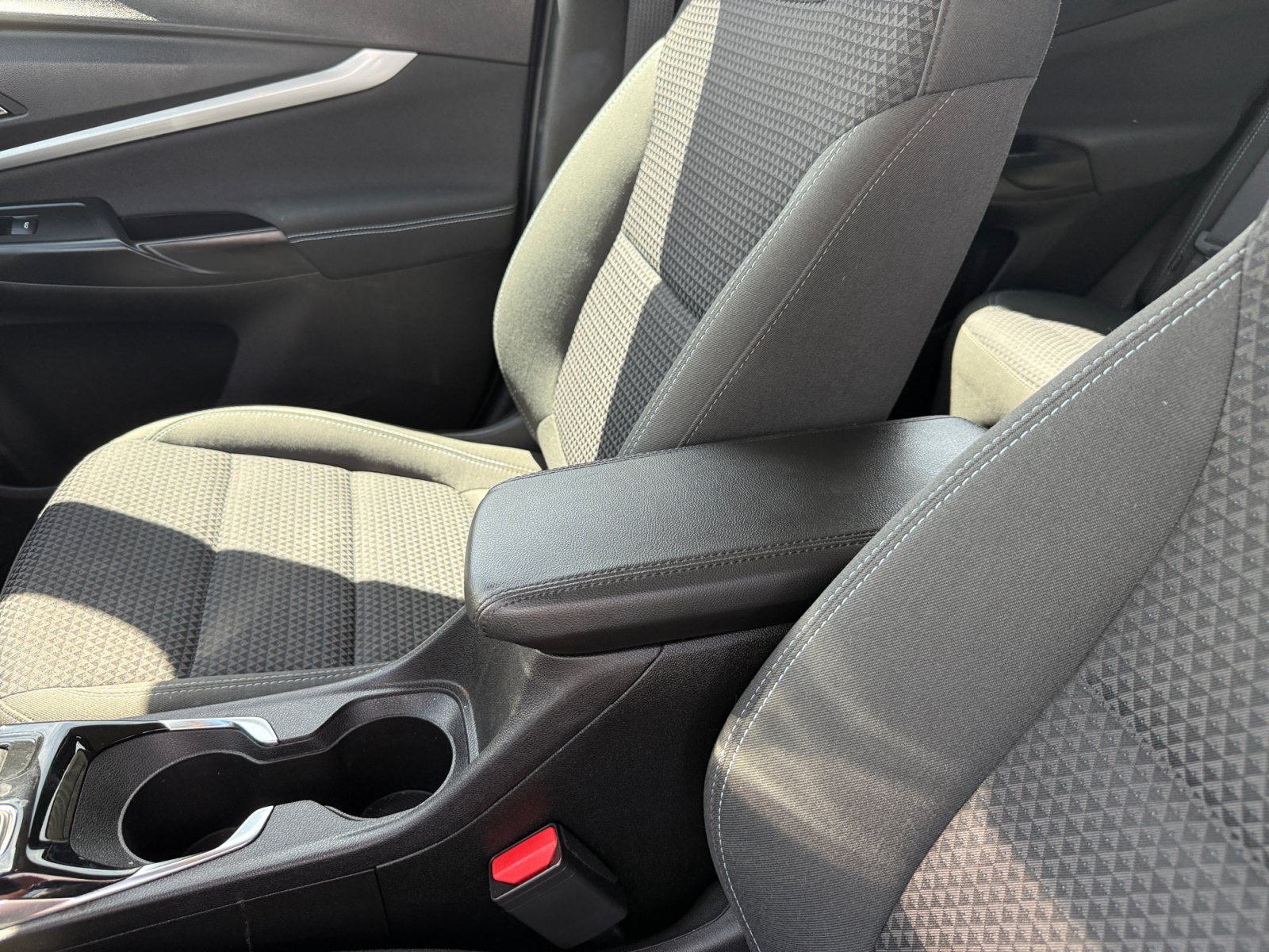 Used 2023 Silver Chevrolet LT image 14