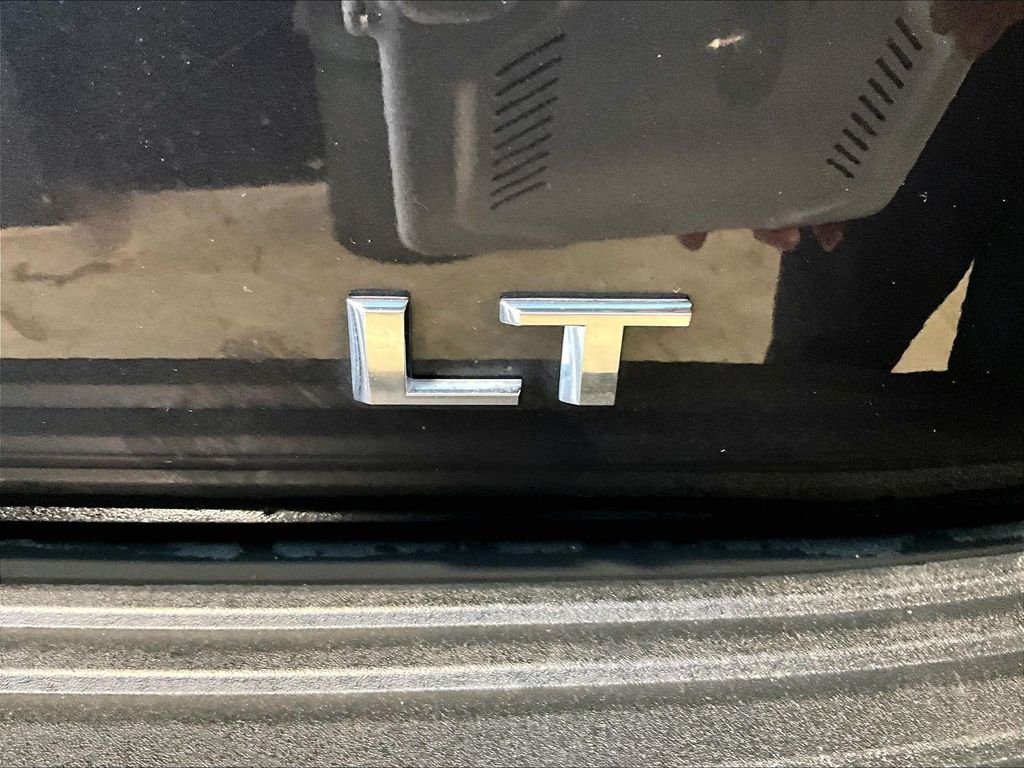 Used 2023 Gray Chevrolet LT image 30