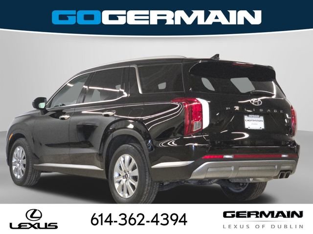 Used 2024 Black Hyundai SEL image 9
