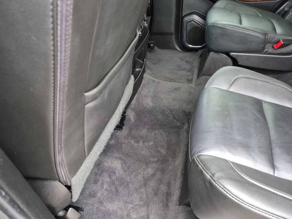 Used 2019 SHADOW GRAY METALLIC Chevrolet LT image 37