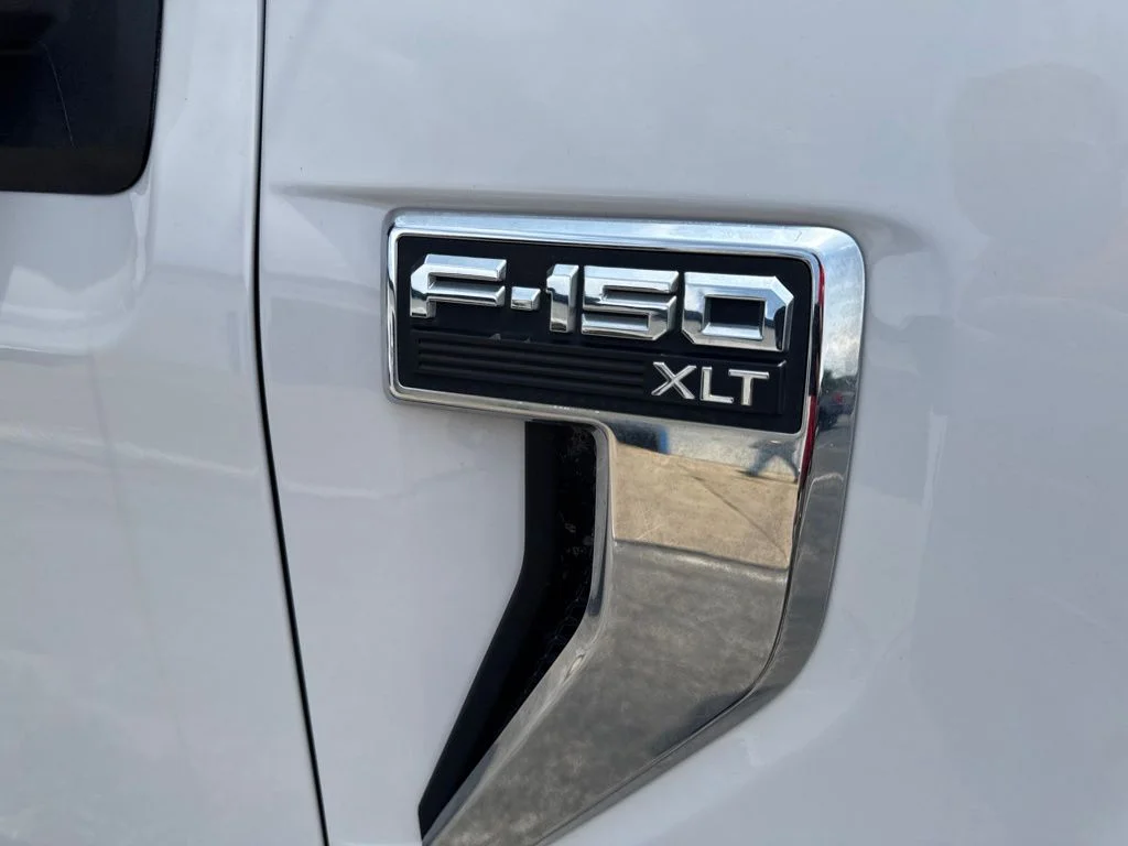 Used 2021 Oxford White Ford XLT image 40