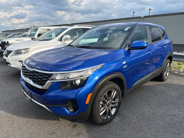 Used 2023 Blue Kia LX image 1