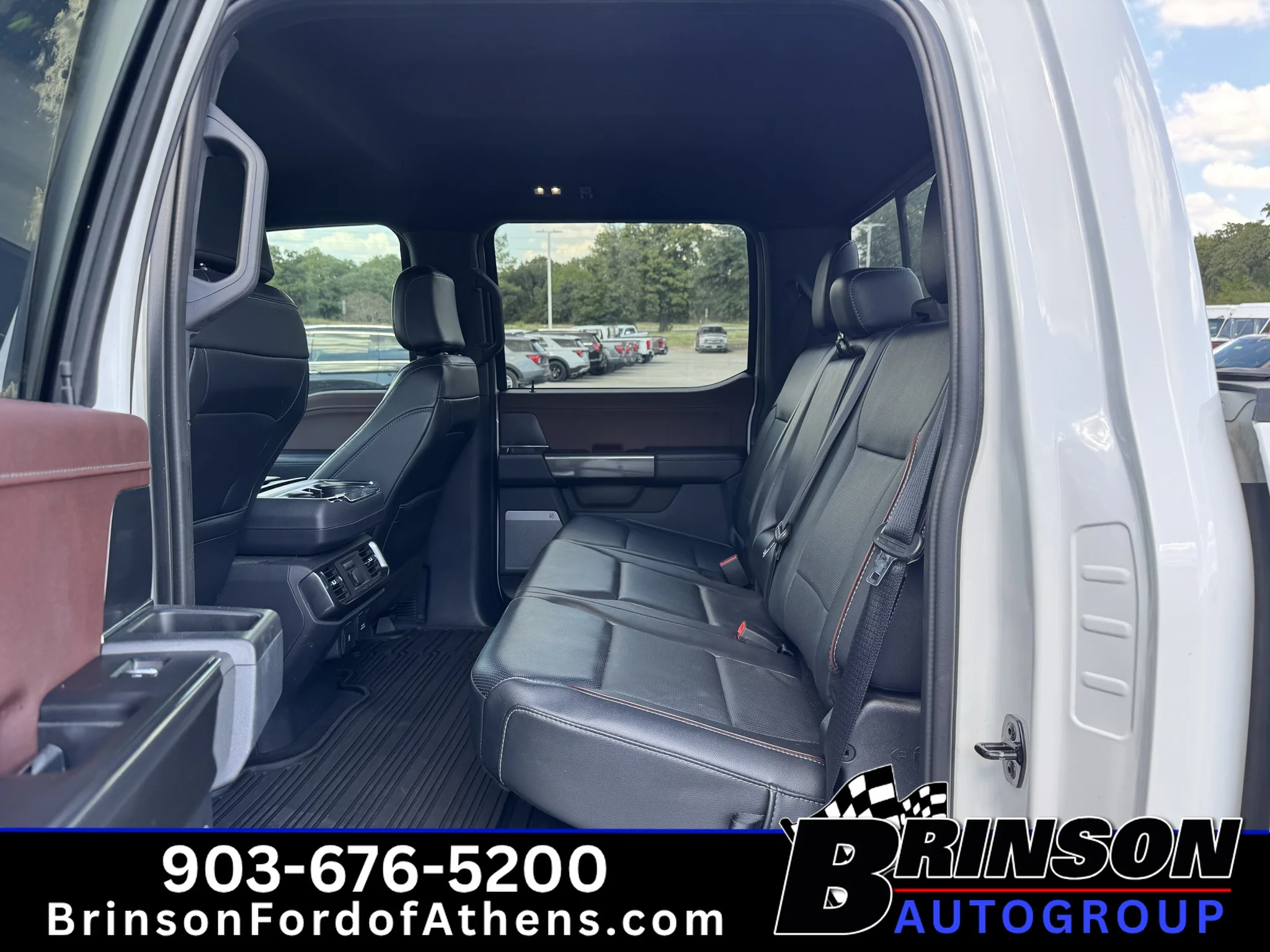 Certified Used 2023 Oxford White Ford LARIAT image 12