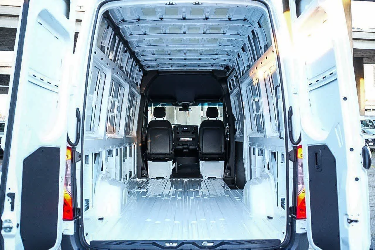 New 2026 Arctic White Mercedes-Benz Cargo 170WB High Roof RWD 2.0L I4 Diesel Turbo SO image 24
