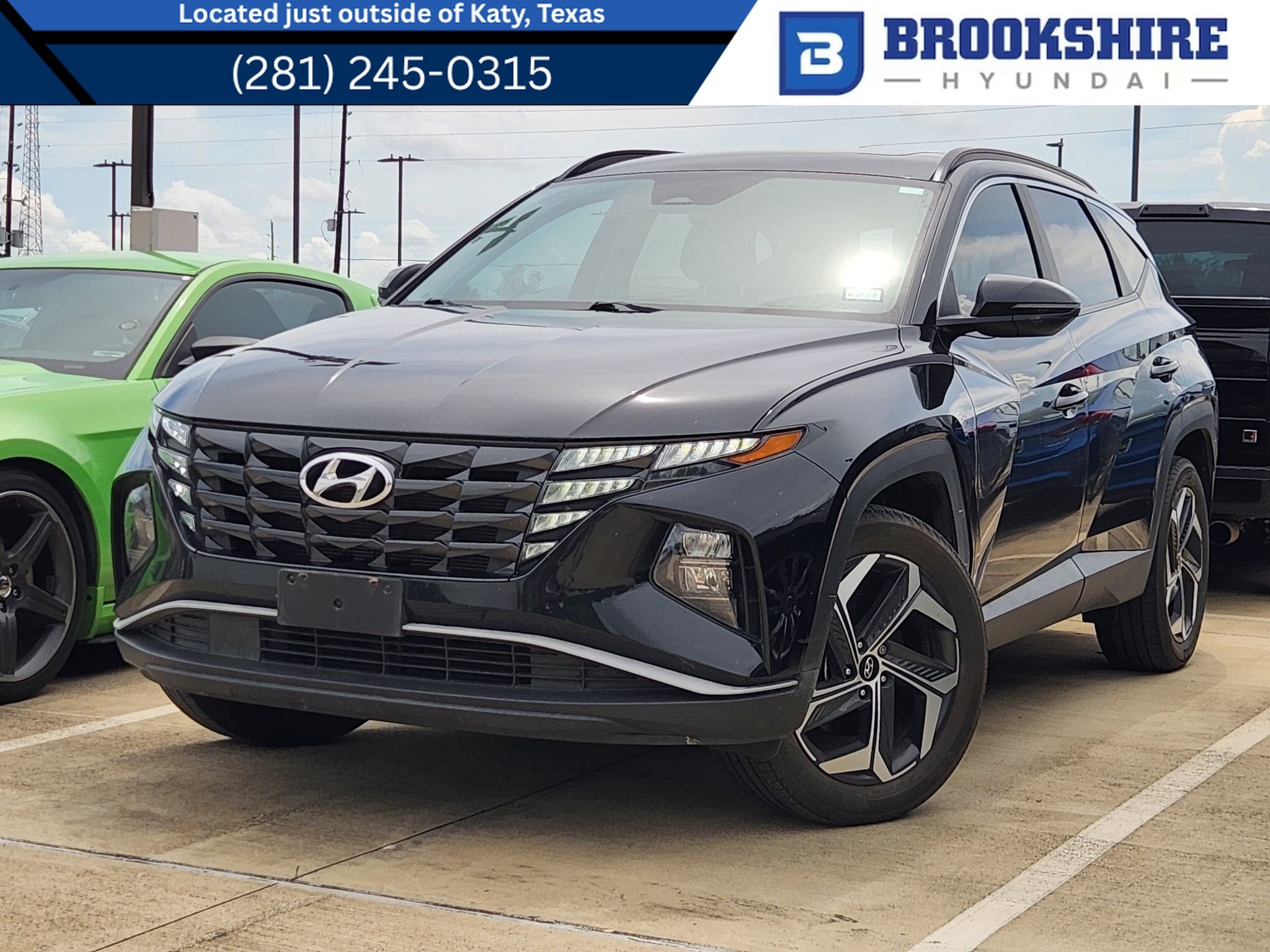 Used 2023 Phantom Black Hyundai SEL image 1
