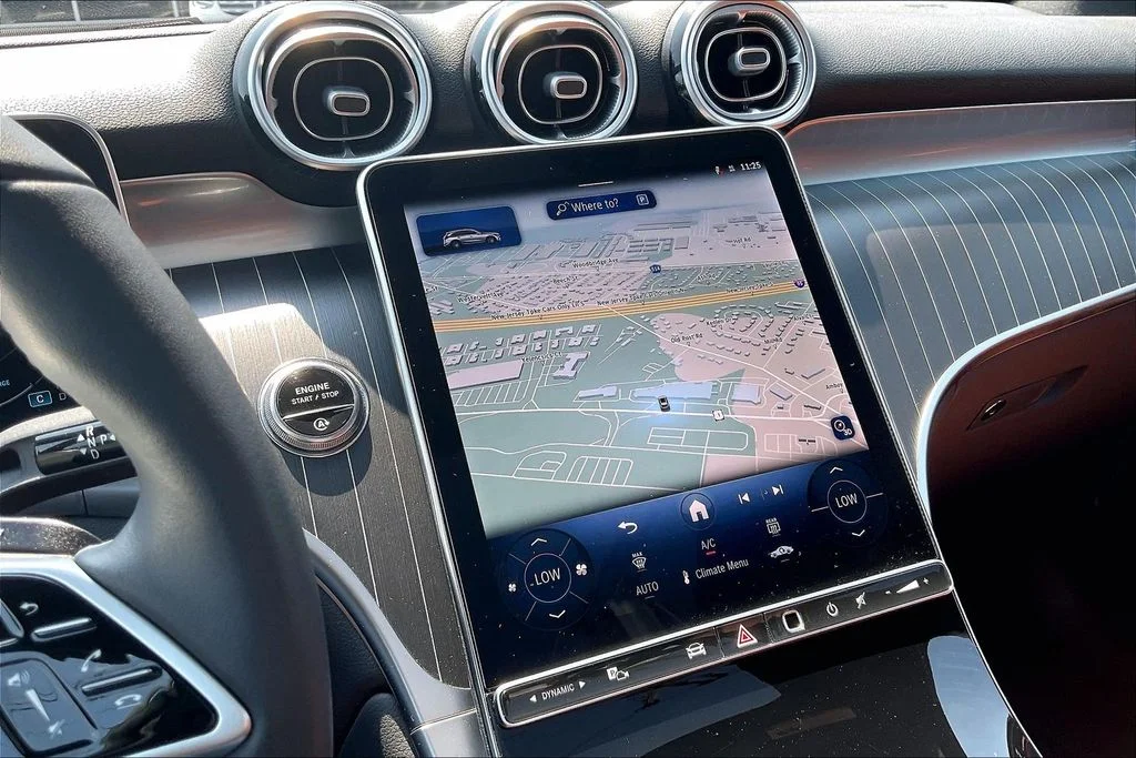 2026 Mercedes-Benz GLC Base - Photo 6