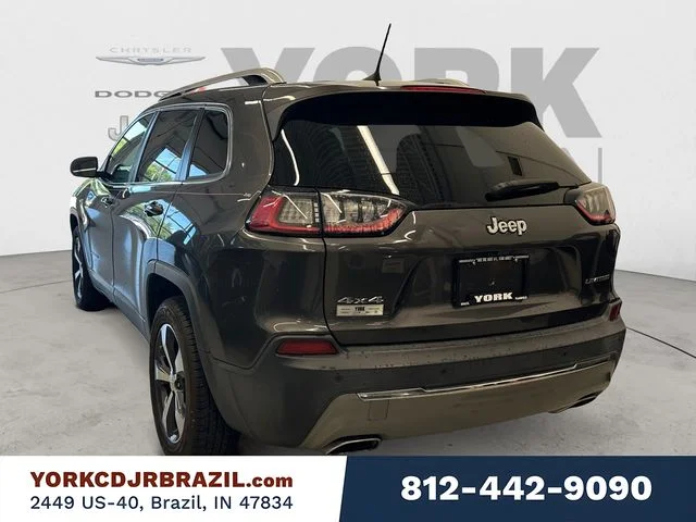 Used 2019 Gray Jeep Limited image 3