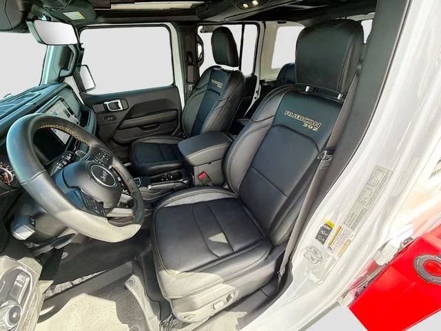 Used 2025 White Jeep Rubicon 392 image 23