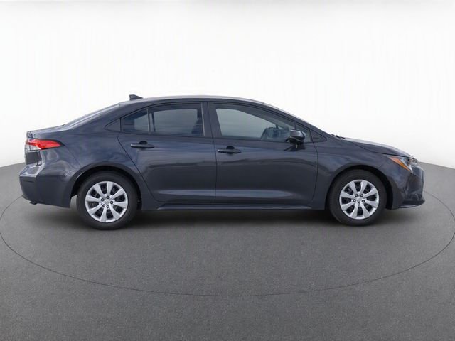 Used 2025  Toyota LE image 8