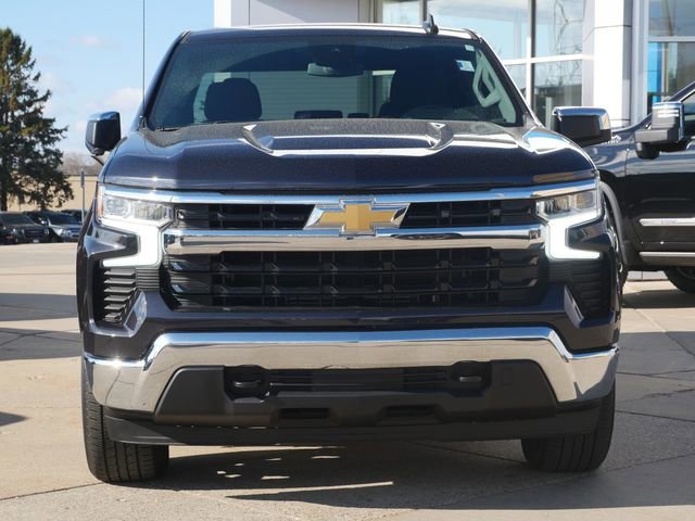 Used 2022 Chevrolet Silverado 1500 LT with VIN 1GCPDKEK3NZ594093 for sale in Eden Prairie, Minnesota