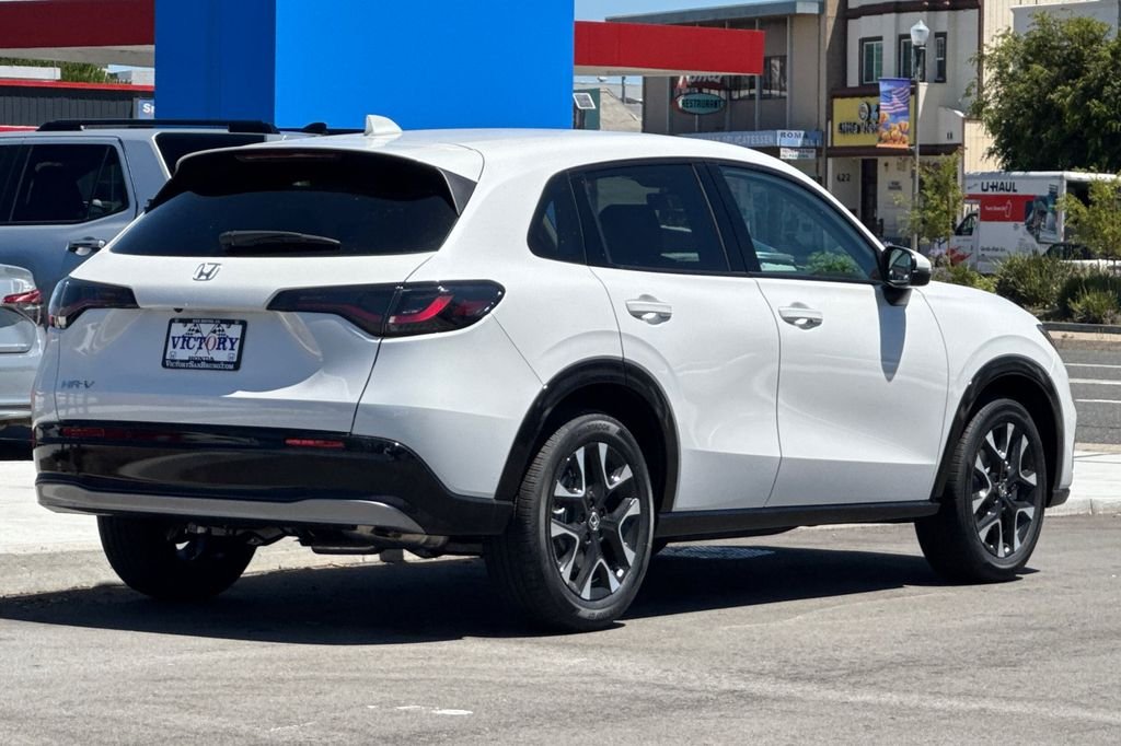 New 2027 Platinum White Pearl Honda EX-L image 4