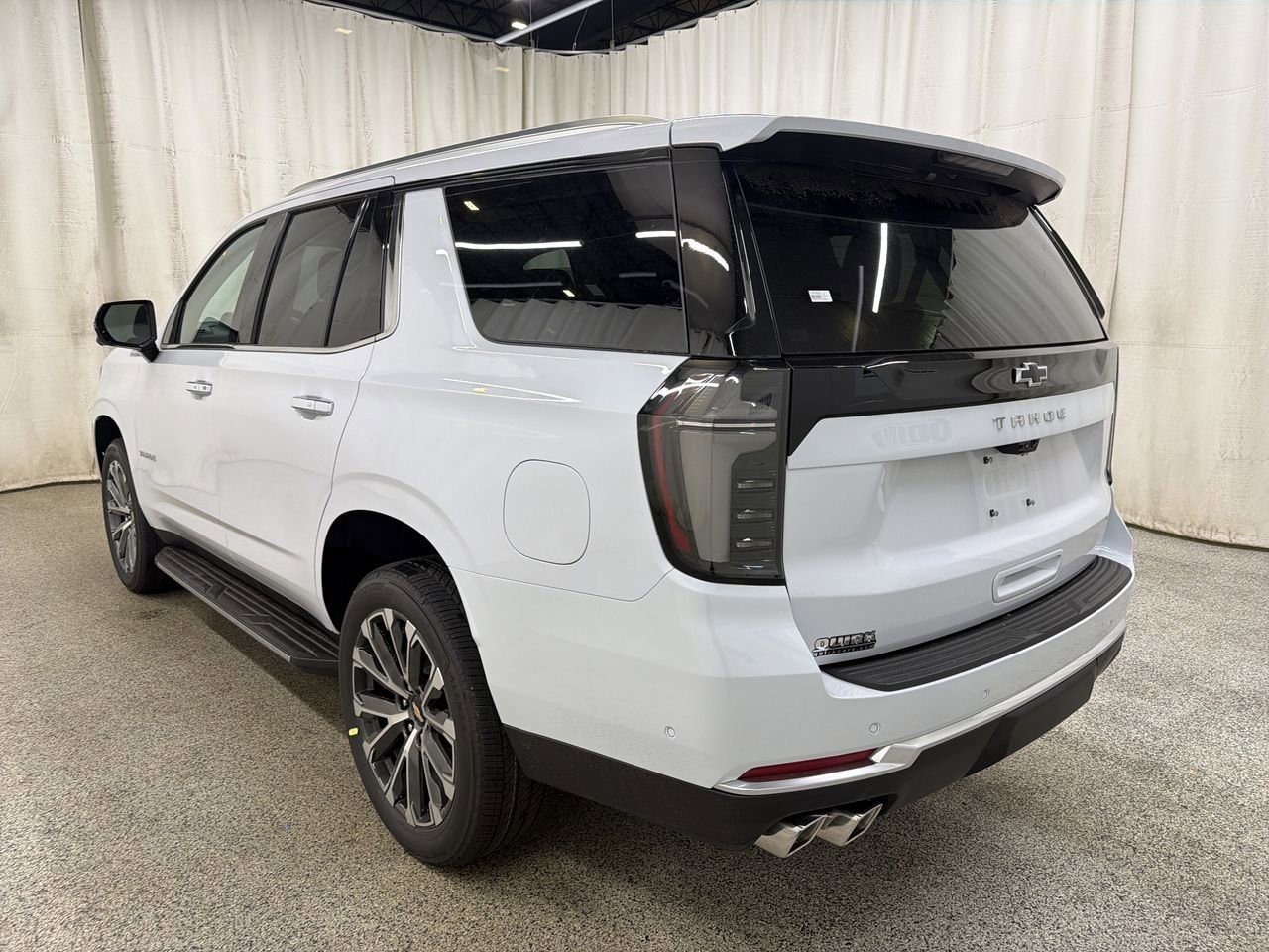 New 2026 Polar White Tricoat Chevrolet High Country image 9