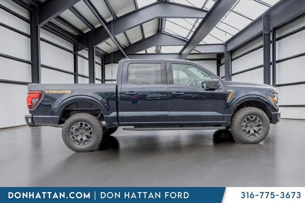 New 2026 Antimatter Blue Metallic Ford Tremor® image 28