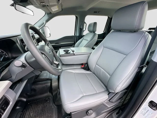 New 2026 Oxford White Ford XL image 13
