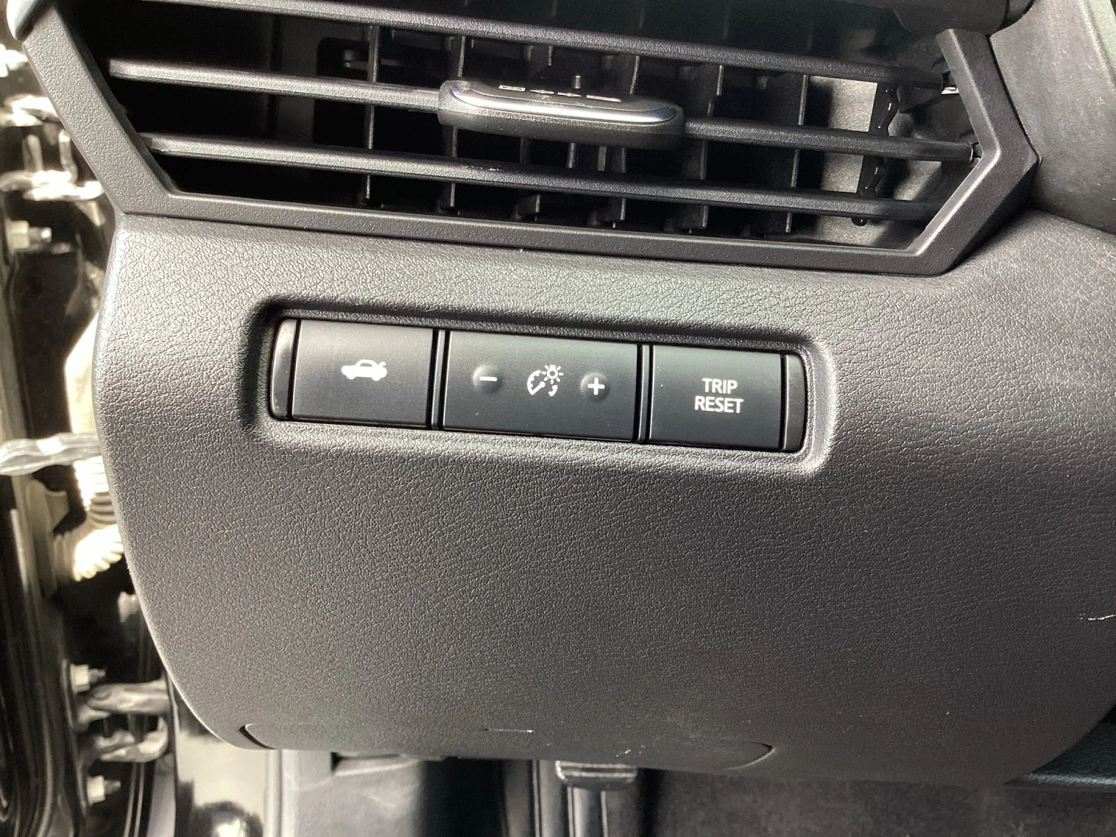 Certified Used 2023 Super Black Nissan 2.5 SR image 28