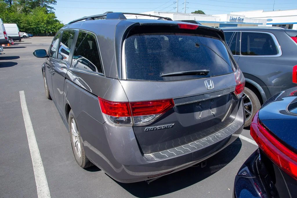 Certified Used 2016 Modern Steel Metallic Honda EX-L image 4
