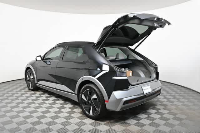 New 2026 BLACK HYUNDAI LIMI image 9