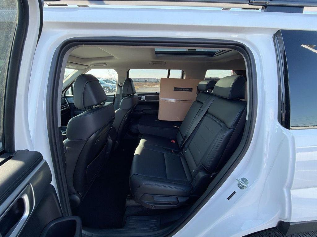 2026 Hyundai Santa Fe Limited - Photo 30