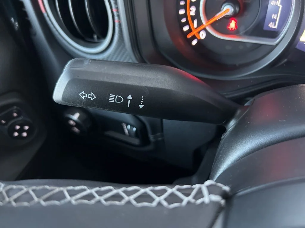 2025 Jeep Gladiator Rubicon - Photo 37