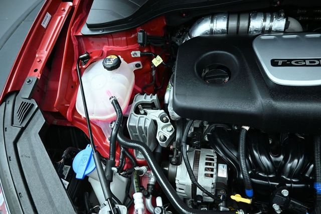 Used 2021 Red Hyundai Limited image 28