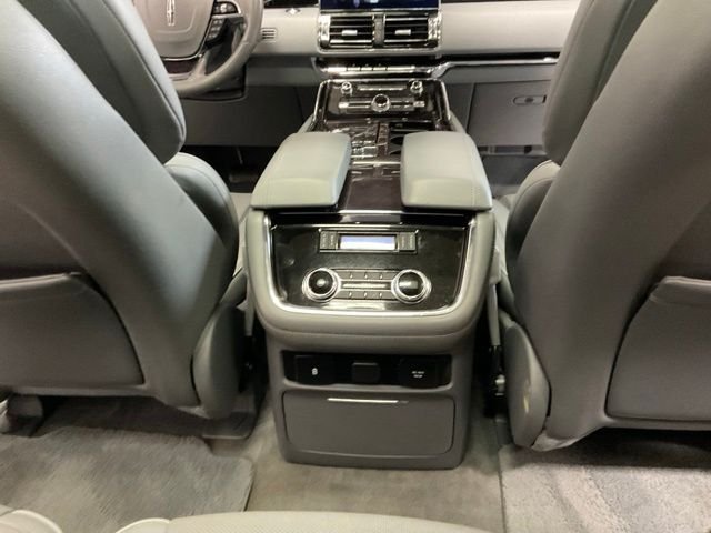 Used 2019 Ingot Silver Metallic Lincoln Reserve image 35