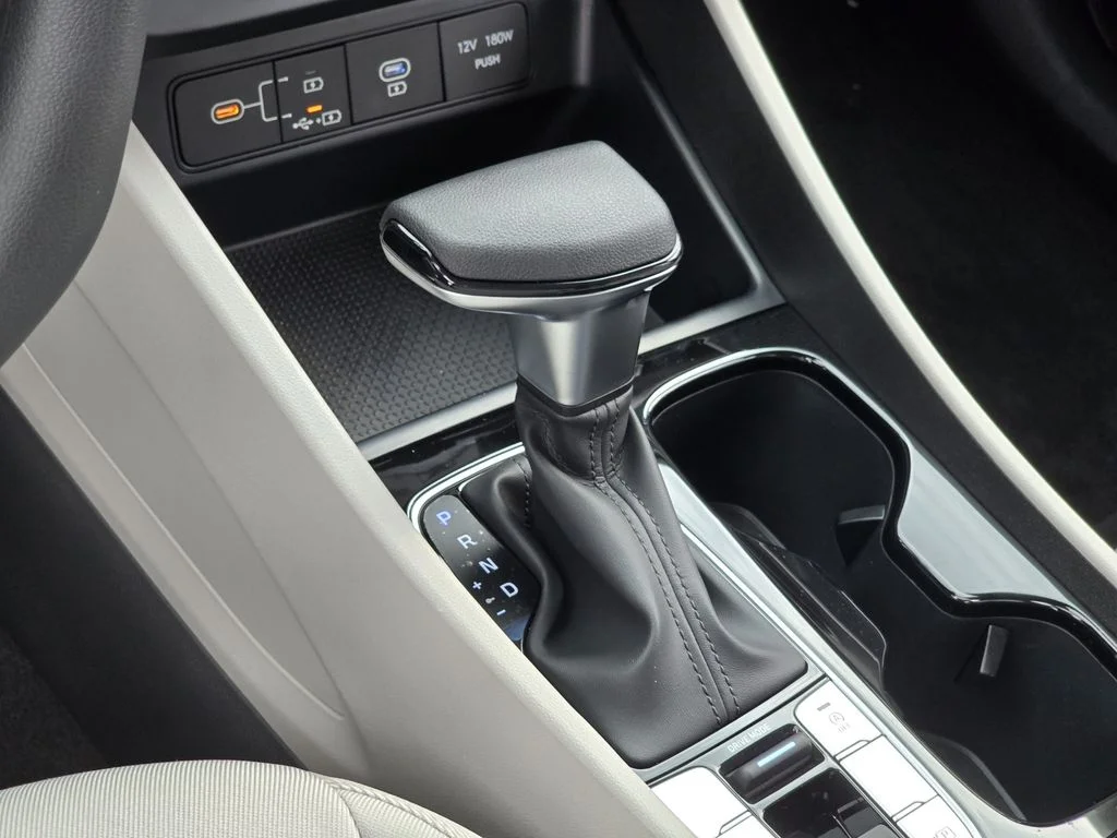 New 2026 Black Hyundai SE image 16