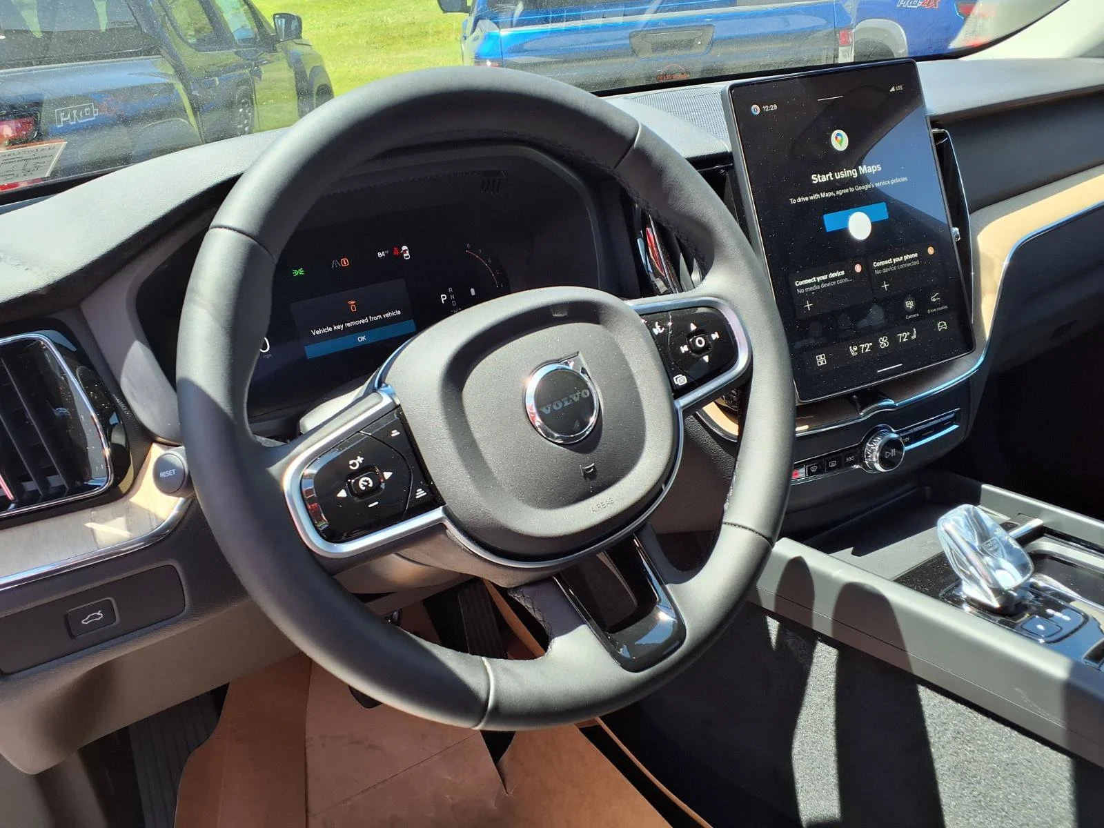 New 2026 Mulberry Volvo Plus image 5