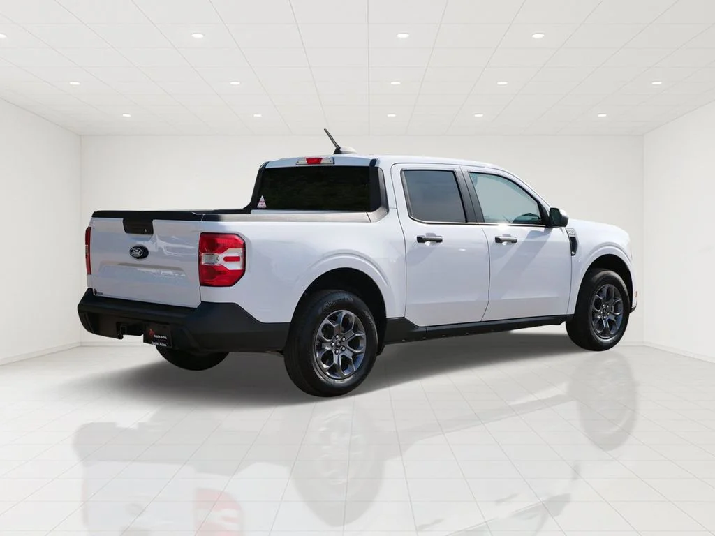 Certified Used 2026 White Ford XLT image 5