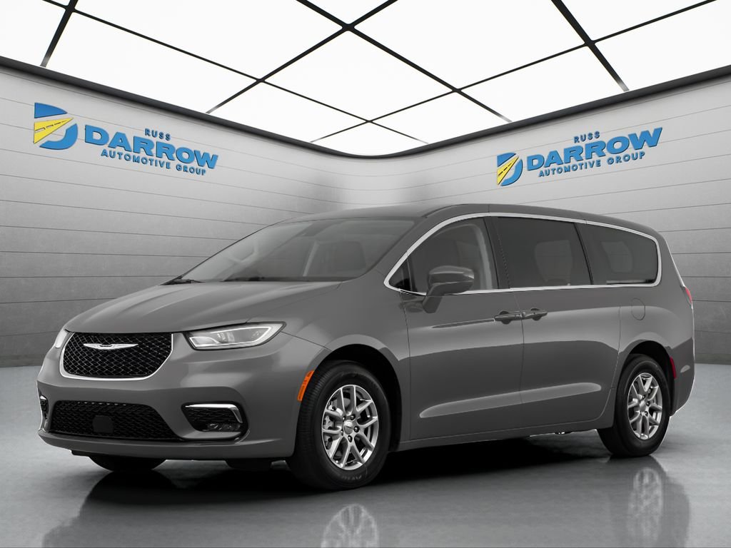 2023 Chrysler Pacifica Touring L's photo