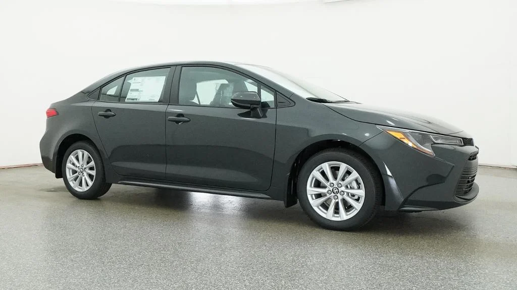 New 2027 Underground Toyota LE image 11