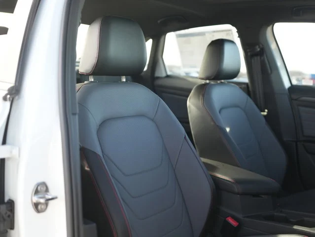 New 2026 Pure White Volkswagen 2.0T Autobahn image 23