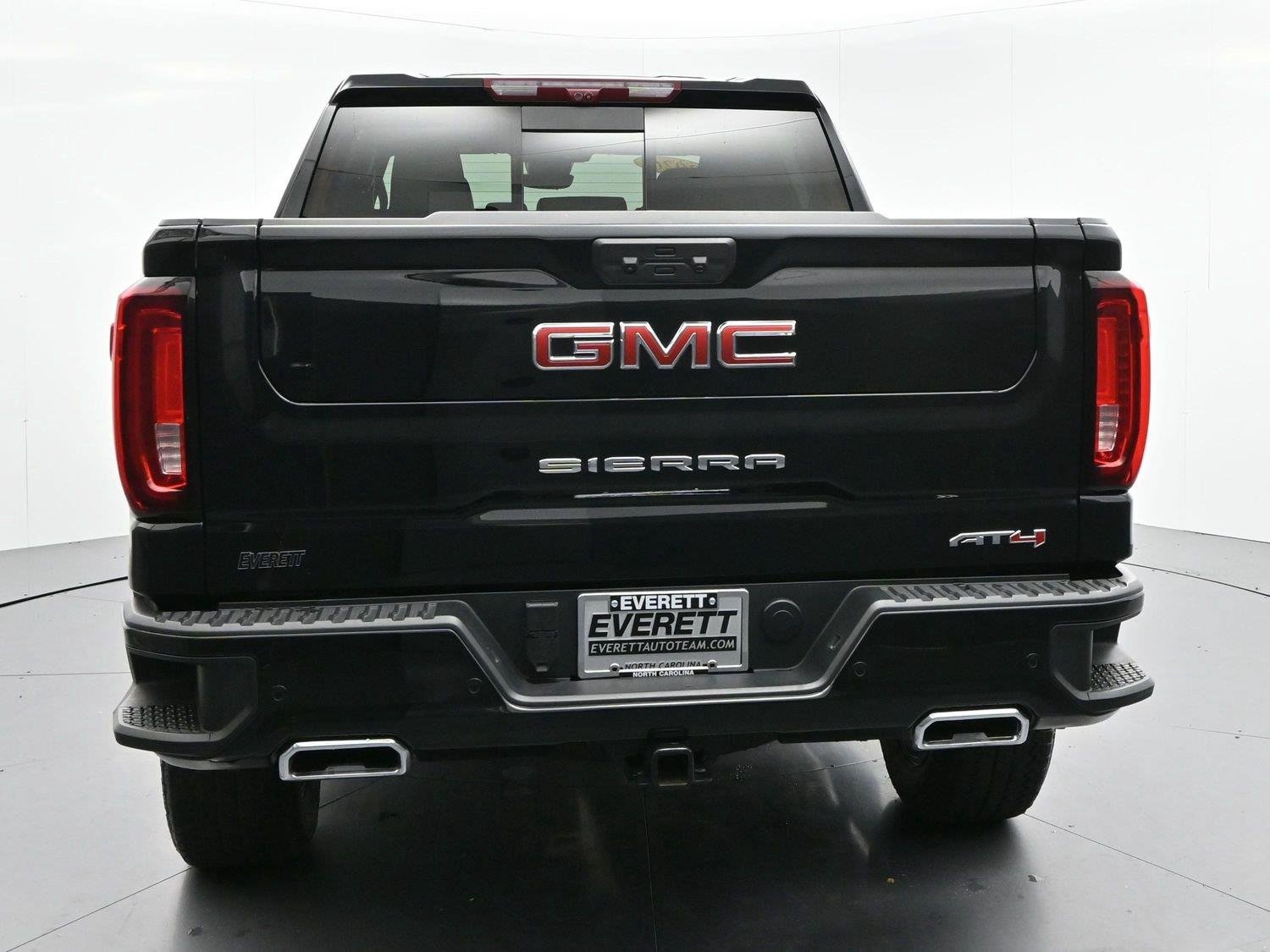 Used 2026 Onyx Black GMC AT4 image 6