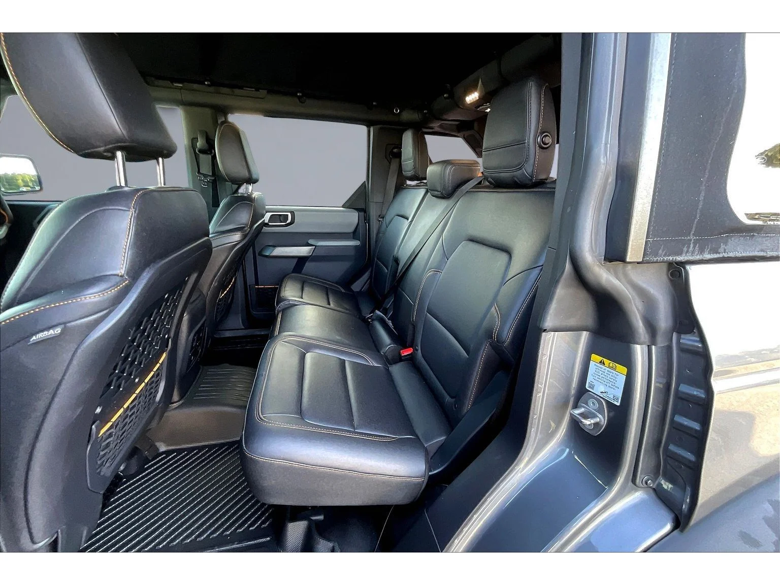 Used 2023  Ford Base image 18