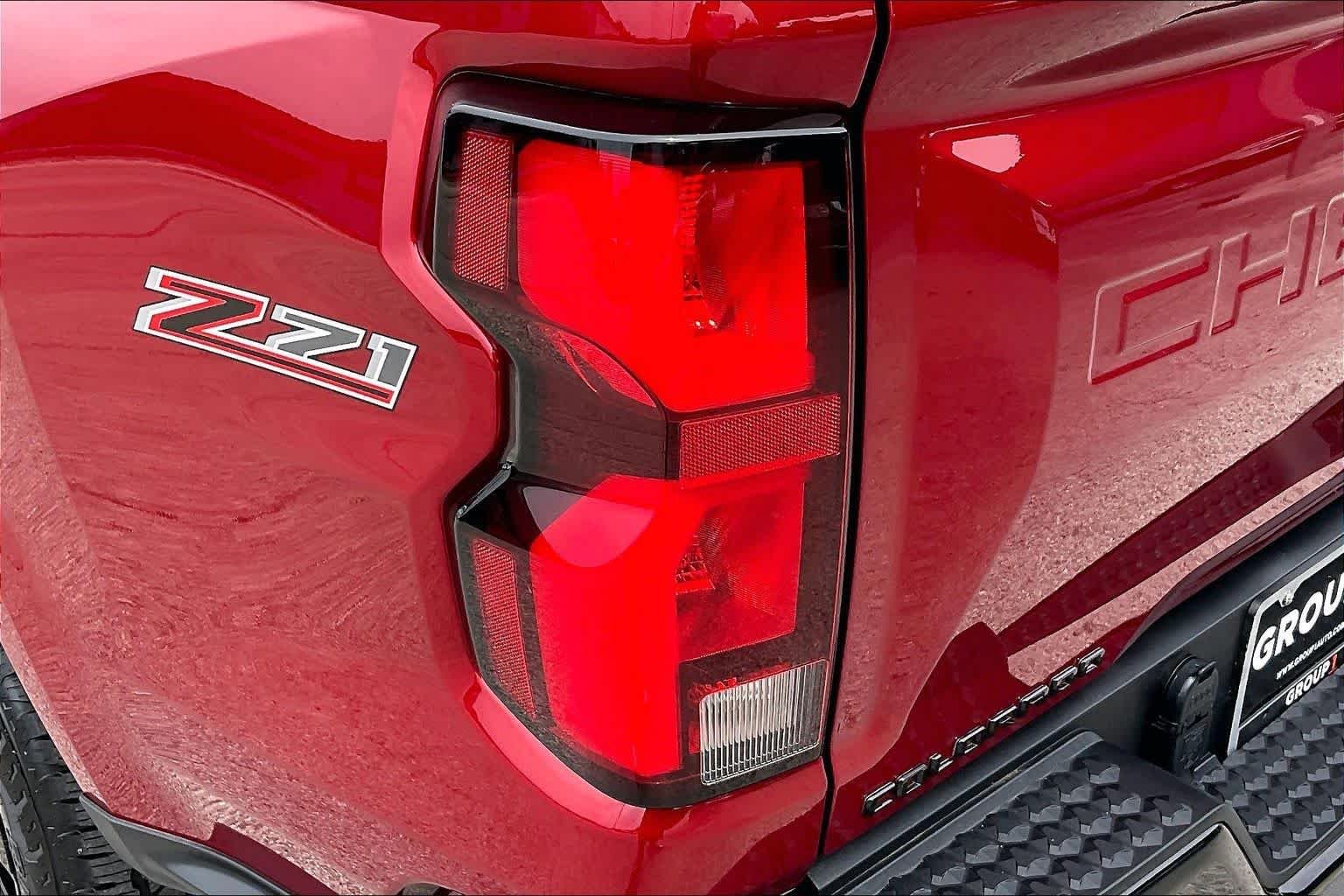 Used 2025 Radiant Red Tintcoat Chevrolet 4WD Z71 image 27