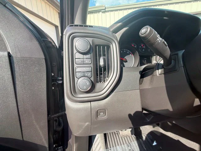 Used 2023 Gray Chevrolet Custom image 27