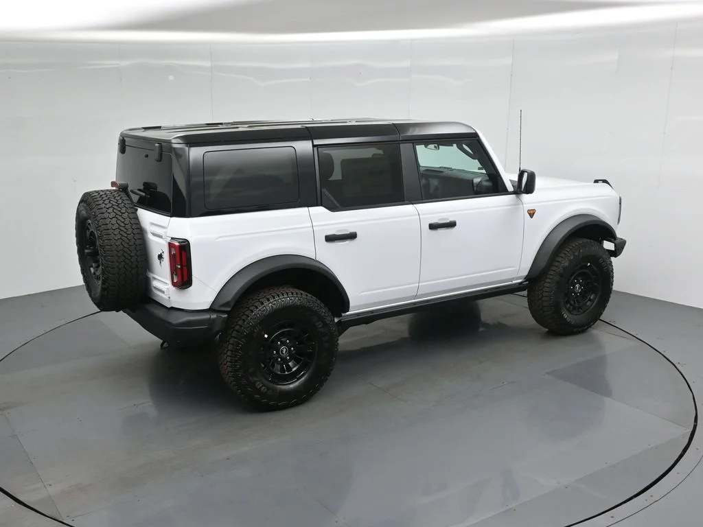 New 2026 White Ford Badlands image 36
