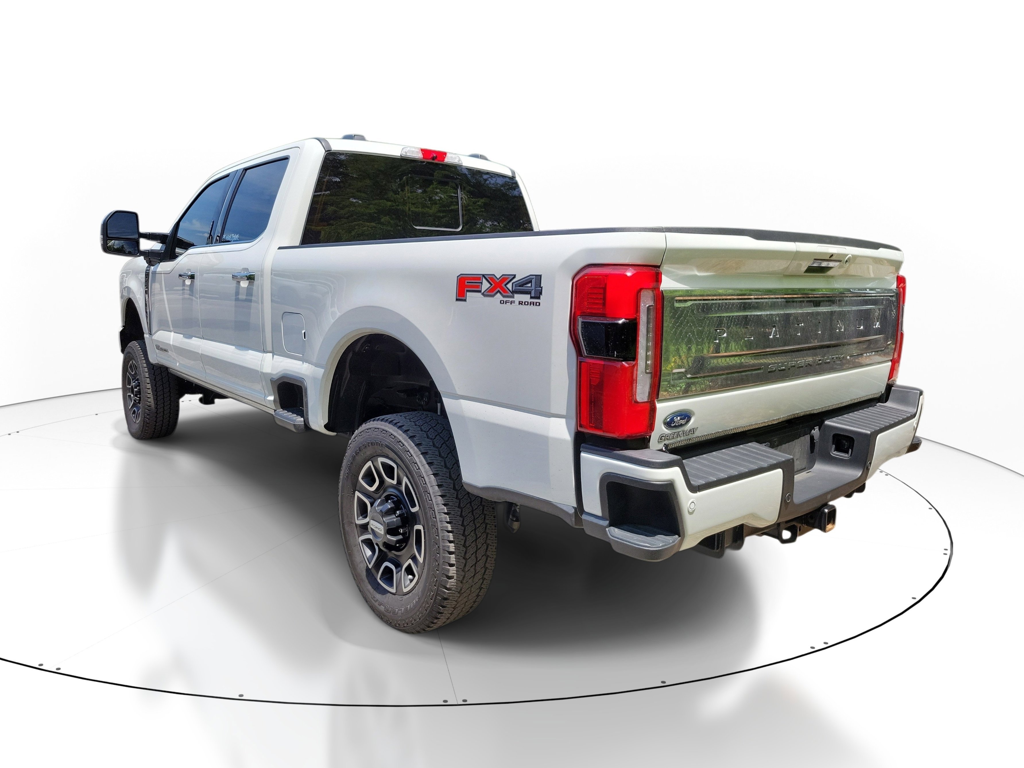 Used 2024 White Metallic Ford Platinum image 3
