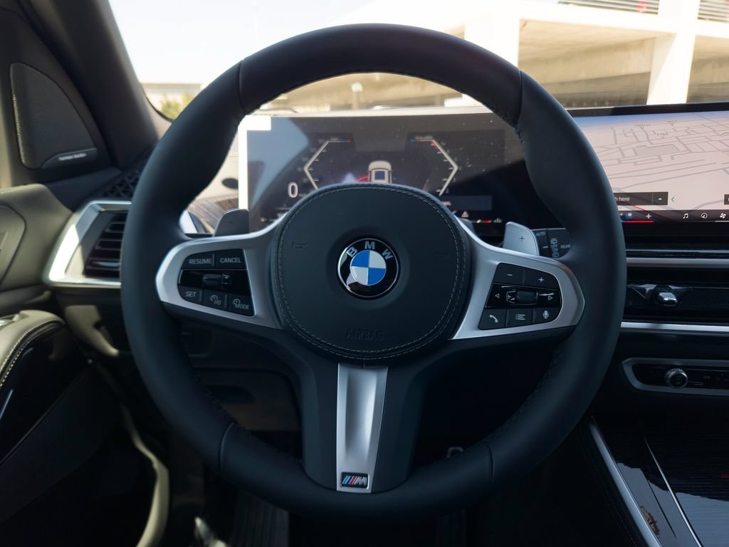 New 2026 Mineral White Metallic BMW xDrive40i image 16