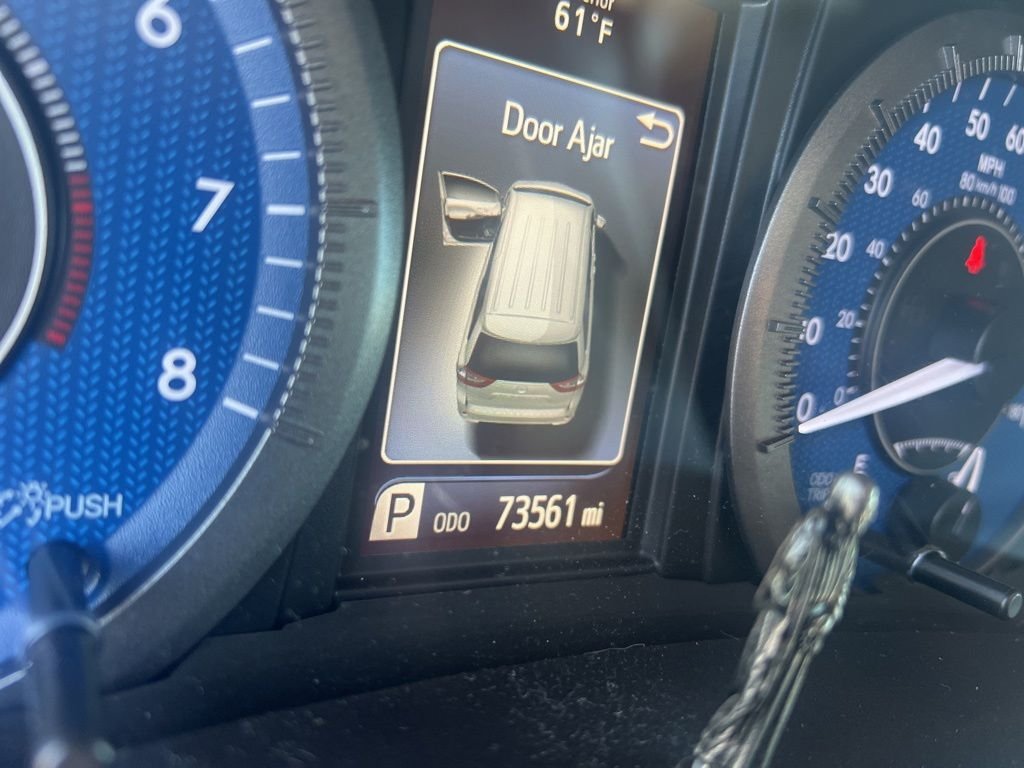2020 Toyota Sienna LE V6 8-Passenger FWD's photo