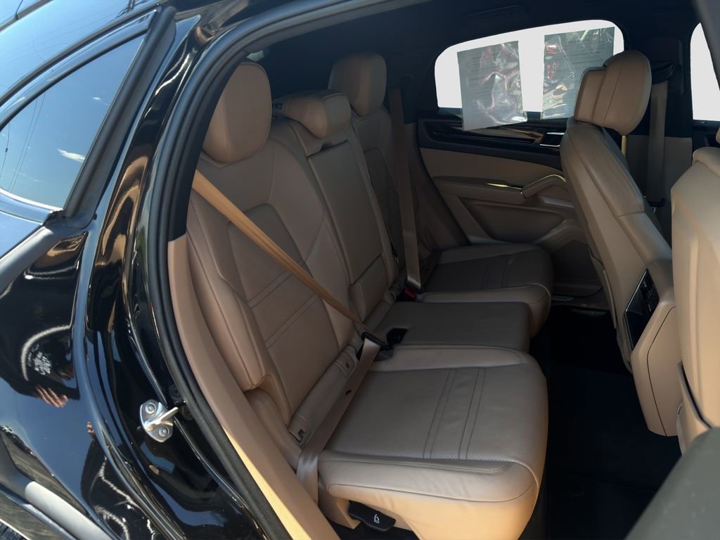 2022 Porsche Cayenne Coup Platinum Edition - Photo 26