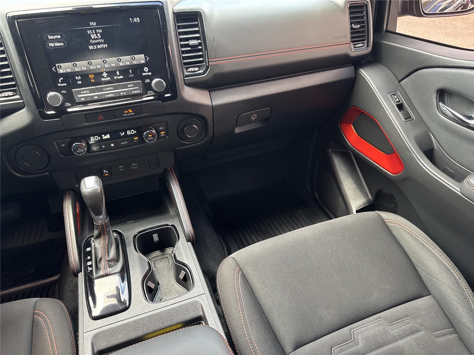 Used 2022 Super Black Nissan PRO-X image 16