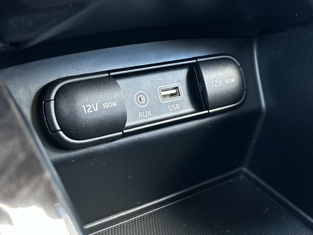 Used 2016 Gray Kia EX image 27