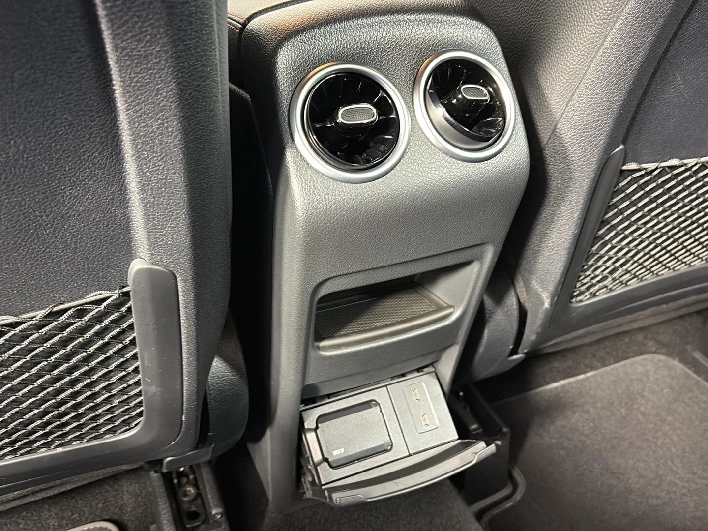Used 2023 Polar White Mercedes-Benz AMG® GLB 35 image 22