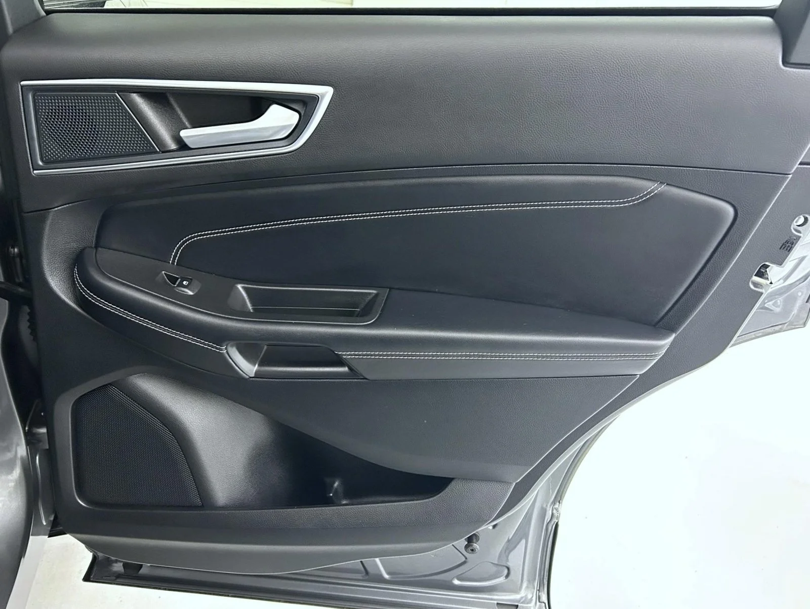 Used 2024 Gray Ford Titanium image 17