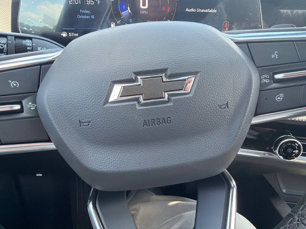 New 2027 Mosaic Black Metallic Chevrolet LT image 10