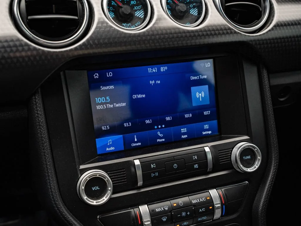 Used 2022 Atlas Blue Metallic Ford GT image 29